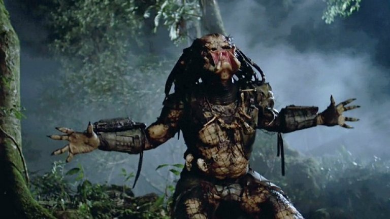 "Хищникът" / The Predator - 14 септември
Поредният филм от франчайза за "Хищника", който обещава динамично действие, много убийства и още пушечно месо от чисто нов екип съмнителни герои. Когато едно малко момче с аутизъм случайно задейства завръщането на най-смъртоносните ловци на Земята, само един екип от бивши войници от спецчастите и един разочарован учител по природни науки може да предотврати края на човешката раса. В каста тук се отличават звездата от This is Us Стърлинг К. Браун, Бойд Холбрук ("Логан"), Оливия Мун ("X-мен: Апокалипс") и Алфи Алън ("Игра на тронове").