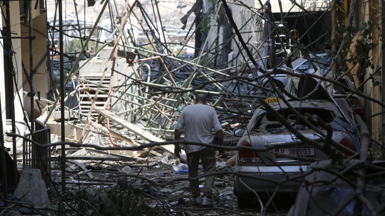 Бейрут след експлозията: "Това е отвъд националната катастрофа"