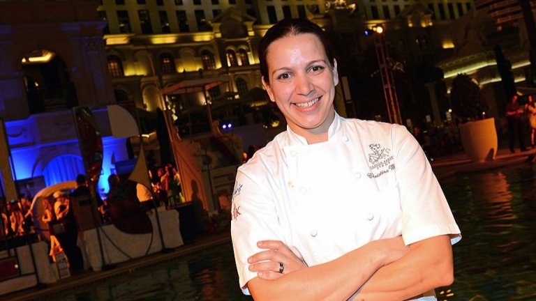 Тя е победителка в американския формат и дясна ръка на Гордън Рамзи