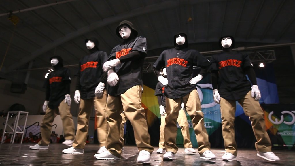 Jabbawockeez 
Риалити: “World of Dance” 
Нетна стойност: $25 милиона 
Всички помним клипчетата от едно време с тези ненормалници и извънземните им движения. Те всъщност печелят “America’s Best Dance Crew” на MTV през 2008. През 2017 обаче г