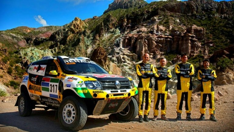 Renault Аржентина участва със заводски подготвени Duster-и