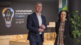 Телекомът увеличава двойно размера на грантовете, като общият фонд ще бъде 100 000 лв. (на снимката: Николай Андреев, главен изпълнителен директор на Vivacom, и Надя Шабани, директор на БЦНП)