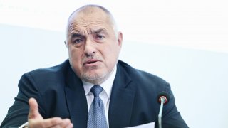 Според него действията на управляващите са пиар акция