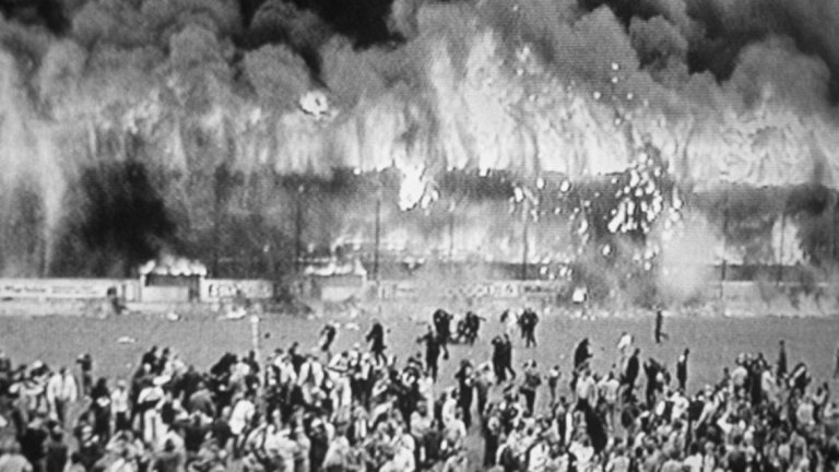 Половината от жертвите са на възраст под 20 и над 70 години. Най-възрастният от загиналите е 86-годишният Сам Фърт, бивш президент на Брадфорд Сити.