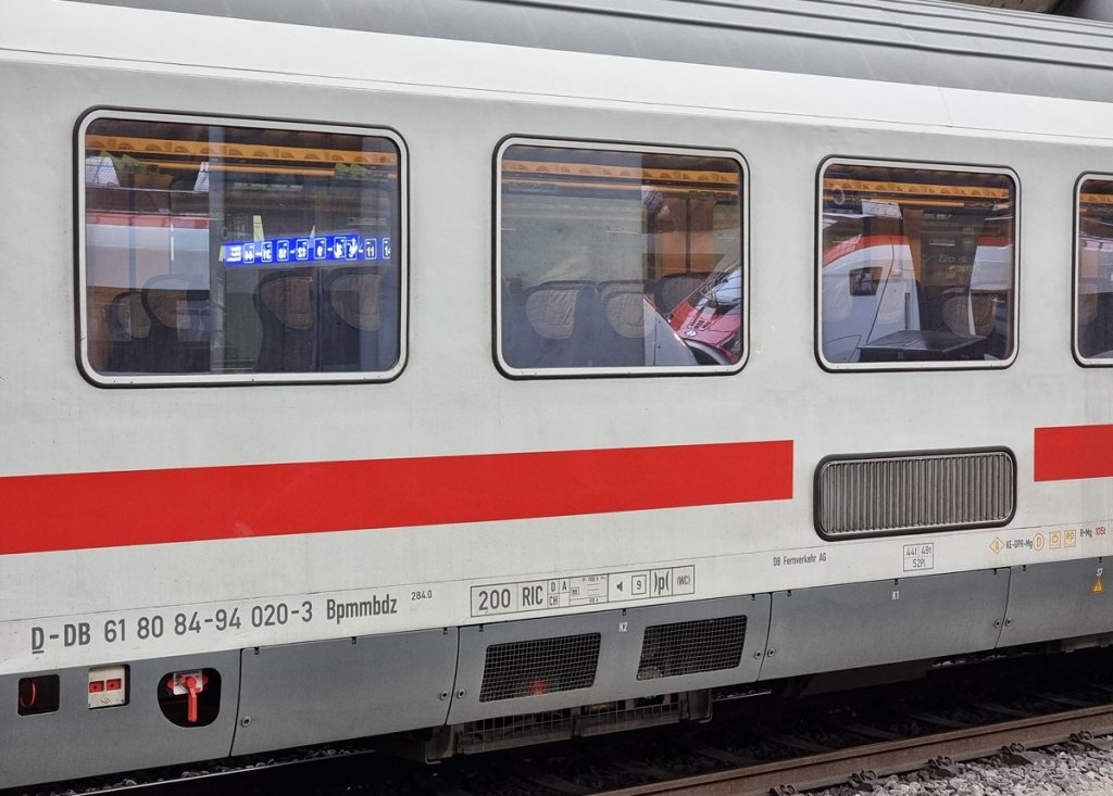 БДЖ купува 76 модерни вагона от Deutsche Bahn (снимки)