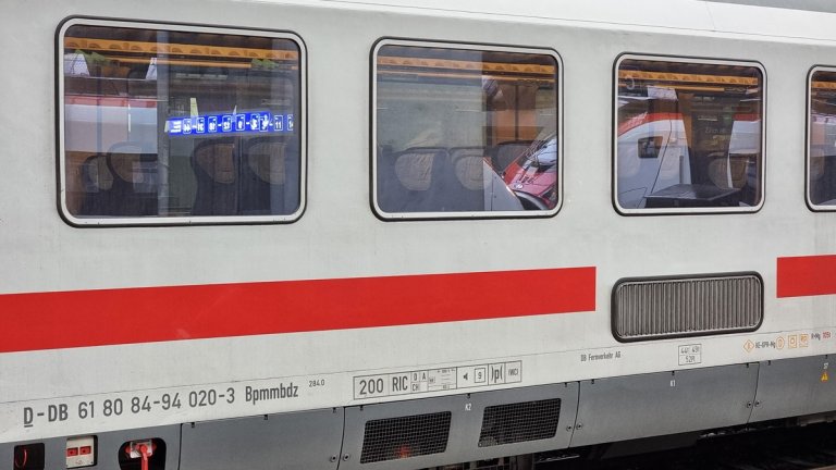БДЖ купува 76 модерни вагона от Deutsche Bahn (снимки)