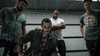 The Boys е сериал, в който супергероите са пълни боклуци, а група обикновени хора иска да ги сложи на мястото им.