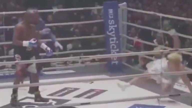 Но Теншин полита назад в разстояние на половината ринг. Ако приемем, че страничният удар с отворена ръкавица е бил толкова силен, то японецът трябваше да бъде повален наляво.