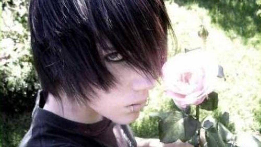 Emo-hairstyle