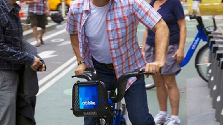 Брус Уилис закъснява за тв интервю