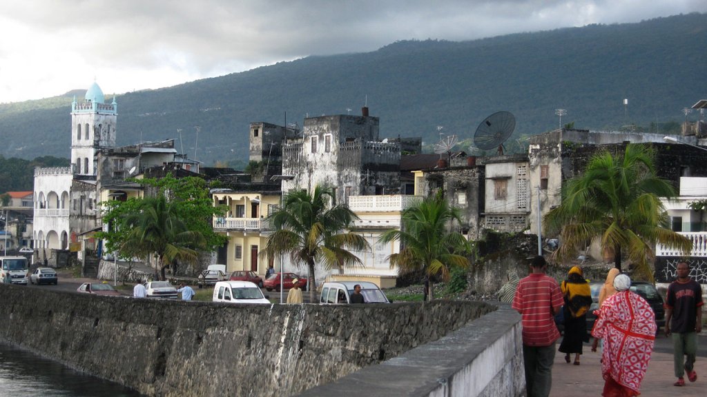 Боб Денар: Наемникът с три преврата - Chr.bg