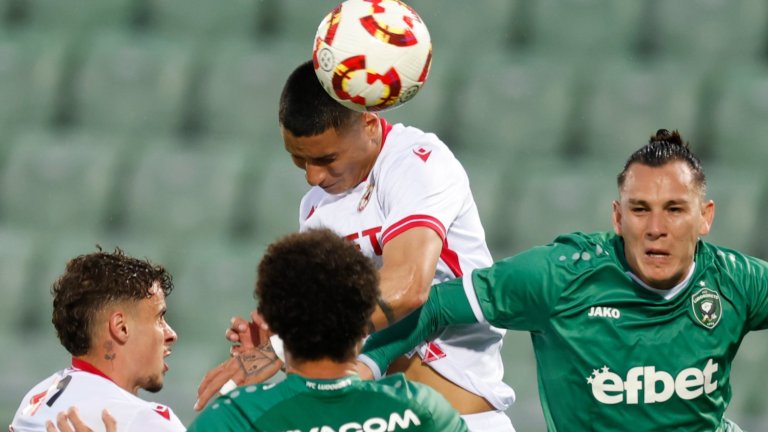 ЦСКА обърна Лудогорец в Разград за две минути