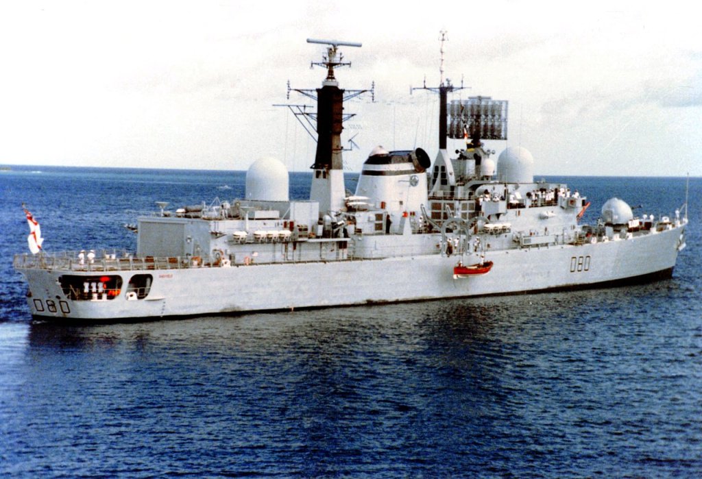 1280px-HMS_Sheffield_(D80)