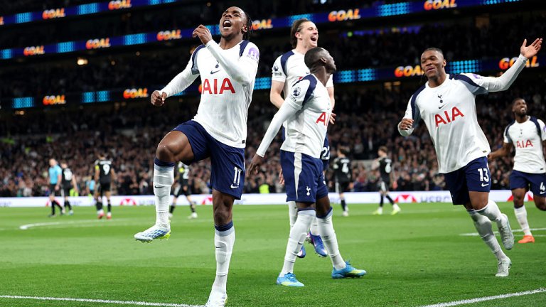 Тотнъм не победи, но поведе с две точки на Уест Хем