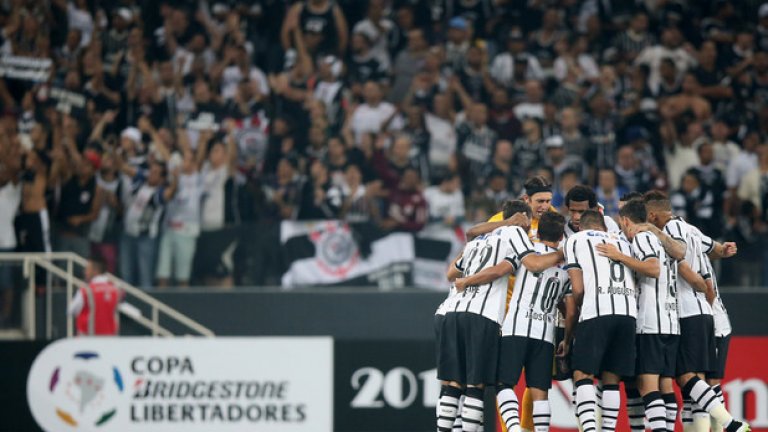 Отборът преди мач със Сао Пауло в Копа Либертадорес миналия сезон.