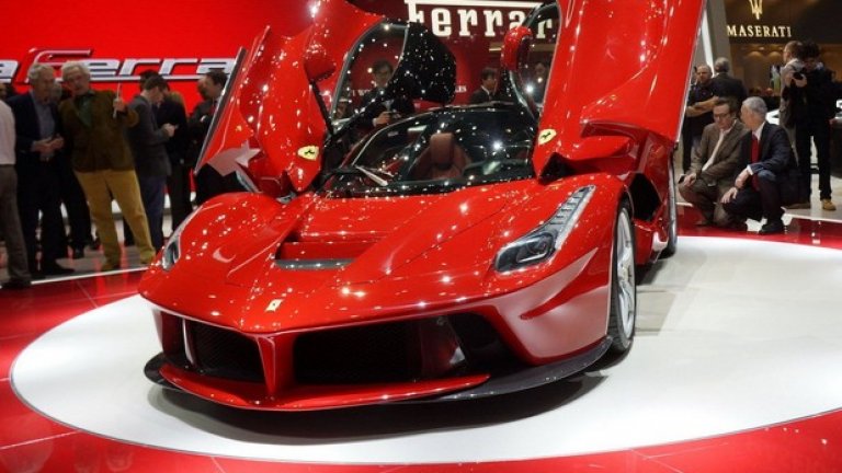 1. Кристиано Роналдо, Ferrari 2014 2 млн. паунда