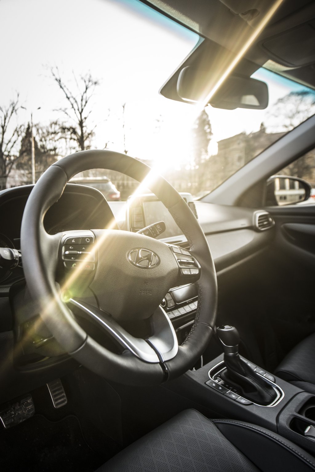 Под предния капак на новия Hyundai i30 работят нови модерни бензинови и дизелови двигатели с турбокомпресор, които увеличават динамиката на изцяло новия модел