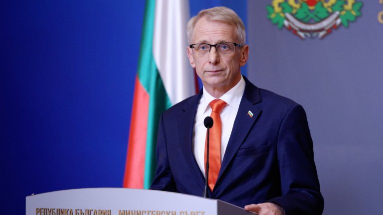 Денков подчертава, че справката за машините преди деня на вота е в разрез със закона