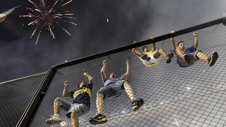 Бока - Ривър: На терена скука, на трибуните - неописуемо