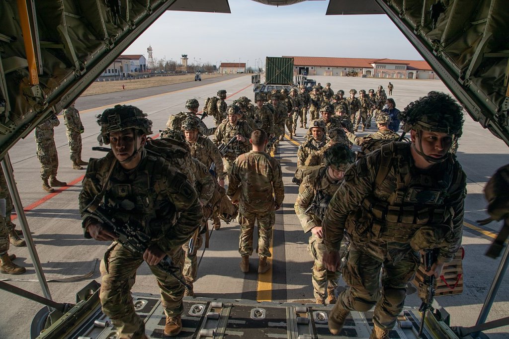 2nd_Battalion,_503rd_Infantry_Regiment,_173rd_Airborne_Brigade_depart_Aviano_Air_Base,_Italy,_Feb._24,_2022