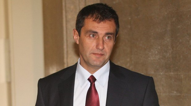 Правителството спази ангажимента си по отношение на Българската федерация по волейбол, съобщи министър Нейков