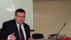 Главният прокурор Сотир Цацаров заяви, че на среща с министъра на вътрешните работи Петя Първанова е препоръчал незабавно създаване на правила за използване на СРС