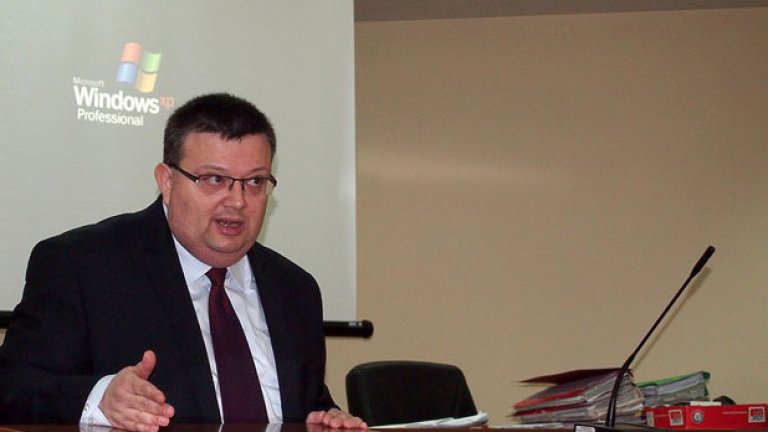Сотир Цацаров на първо заседание на Висшия съдебен съвет в качеството си на главен прокурор