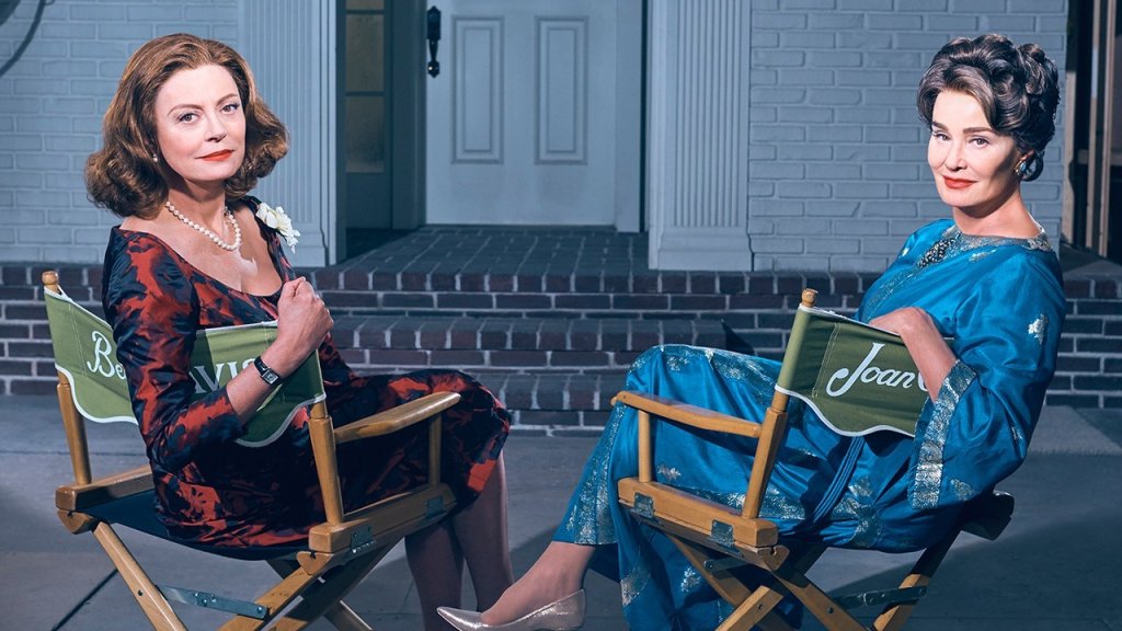 \"Вражда: Бети и Джоан\"(Feud: Bette and Joan)
Райън Мърфи не отстъпва на нито един  съвременен режисьор и продуцент по работата с актьорите. Последният му проект, сериалът „Вражда“, който разказва за обтегнатите отношения между двете холивудски леге