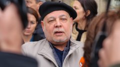 Като основна причина се изтъква липсата на комуникация с Министерството на здравеопазването