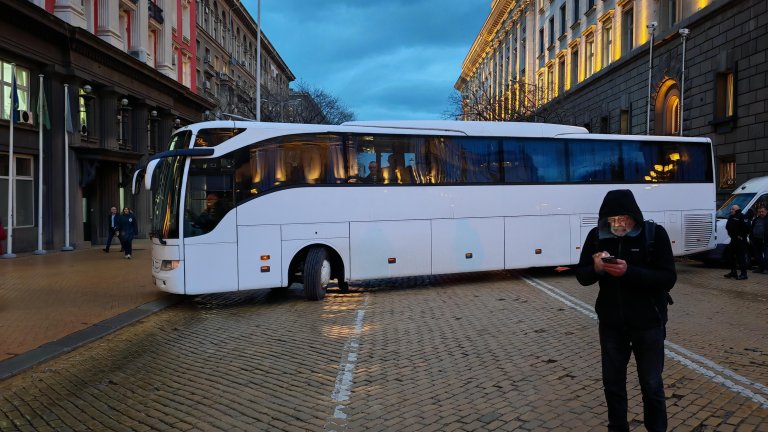 Протестът в центъра на София в сними