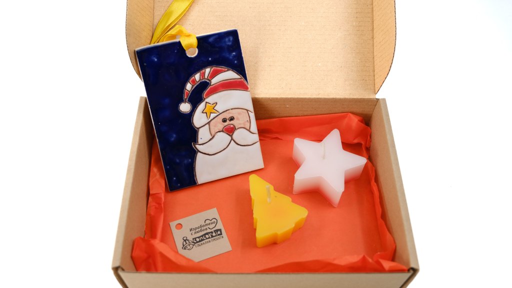 Коледни изделия с кауза на Немския коледен пазар в София