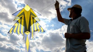 "Въздушни чудеса": Фестивал на хвърчилата по цялото Черноморие