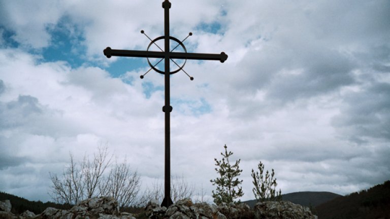 Кипърската църква обяви, че предстои да получи голям заем за ударените от кризата граждани на Кипър