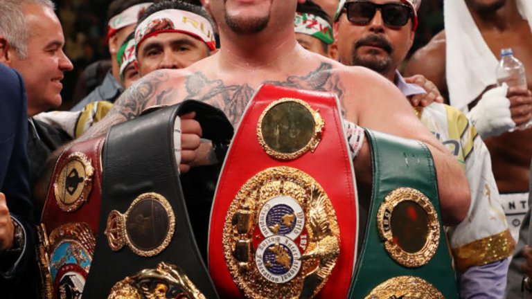 Анди Руис със световните титли на IBF, WBA, WBO и IBO