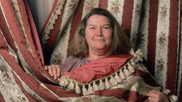 Една от най-запомнящите се любовни история - малката Меги, която се влюбва в свещеника Ралф Де Брикасар