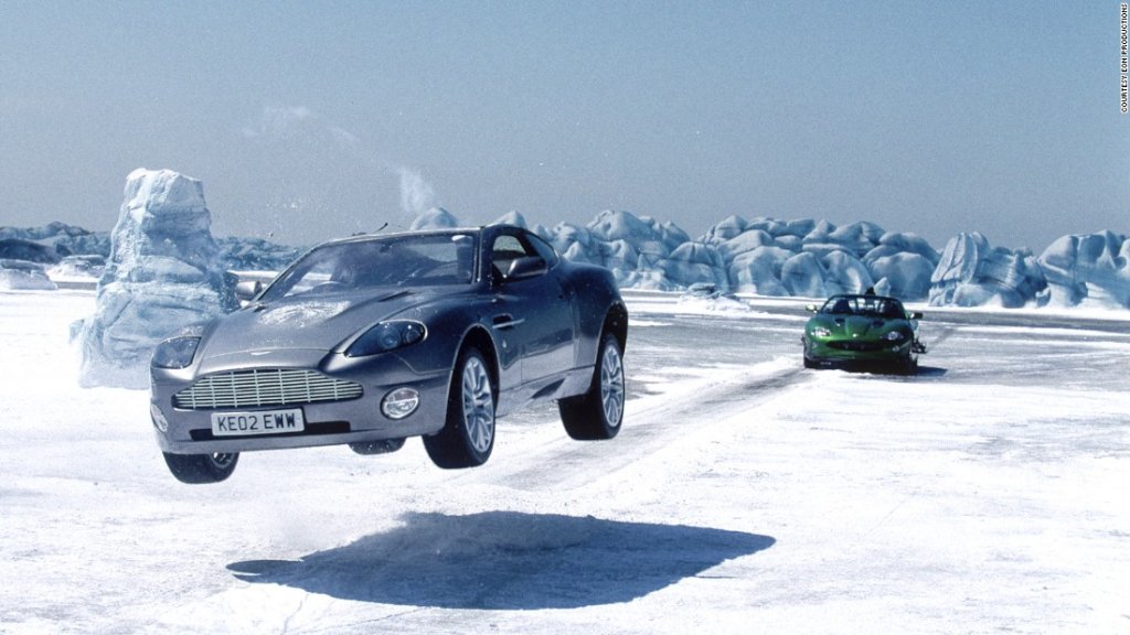 Aston Martin Vanquish - Die another day, 2002. Това е модерна кола от ново поколение, която не разочарова феновете на шпионина. Тя е устойчива на всякакви куршуми, има ракетни снаряди и всякакви други готини неща
