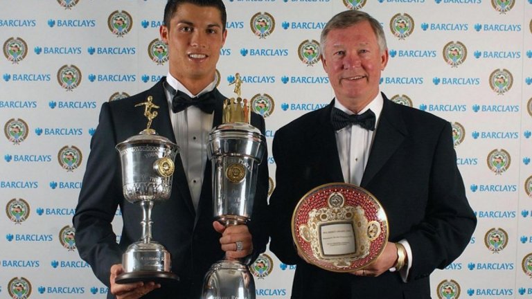 Кристиано е сред петимата играчи, които са печелили Player of the Year два пъти.