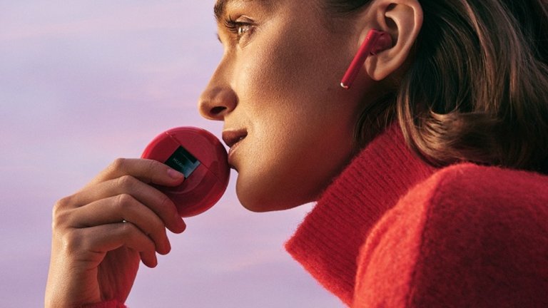 Huawei FreeBuds 3 вече са налични и в атрактивен червен цвят