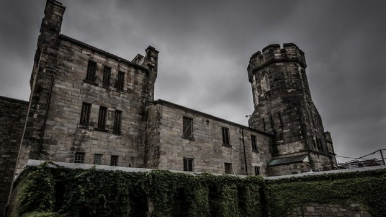 Затворът във Филаделфия, Пенсилвания е "подслонявал" бандити като Уили Сътън и Ал Капоне