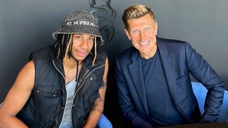 Трансферна цел на Челси поднови договора си