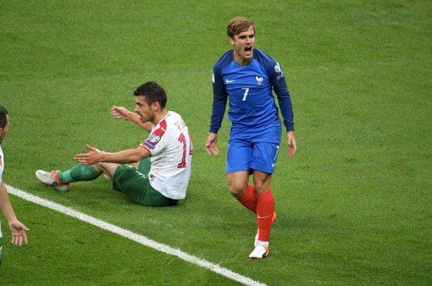 Гризман отбеляза третия гол за Франция и не спря да тормози българската защита до смяната си в 83-ата минута