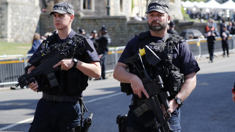 Една (не)стандартна кралска сватба