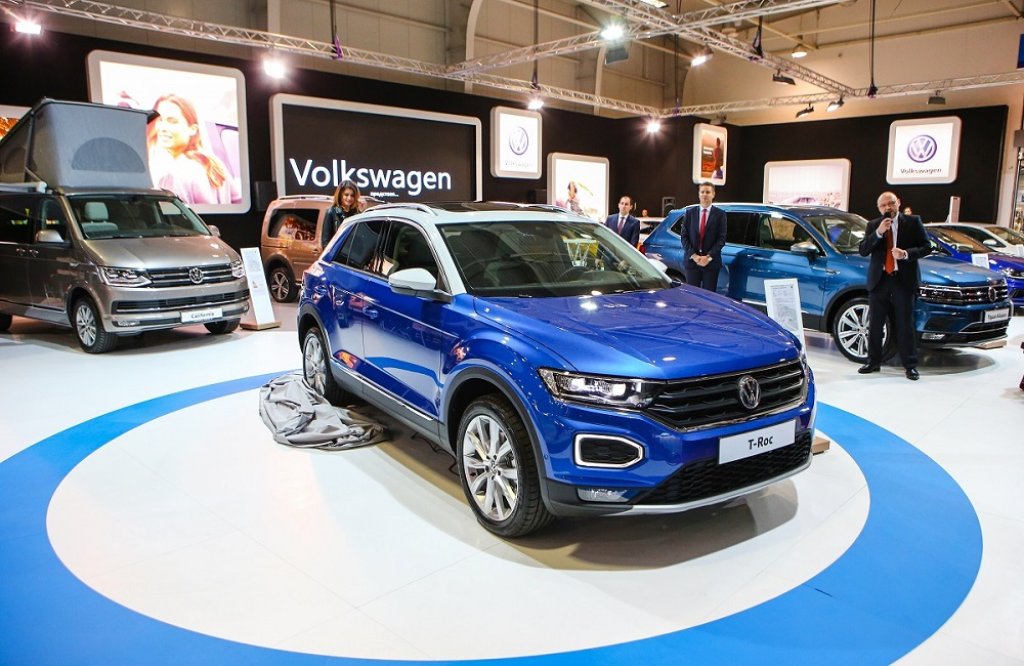 Новият T-Roc на Volkswagen: експресивен дизайн, спортни пропорции, избор от мощни двигатели, задвижване 4×4, различни елегантни цветови комбинации за екстериора и интериора и възможност за фабрична оптична спортна тунинг версия