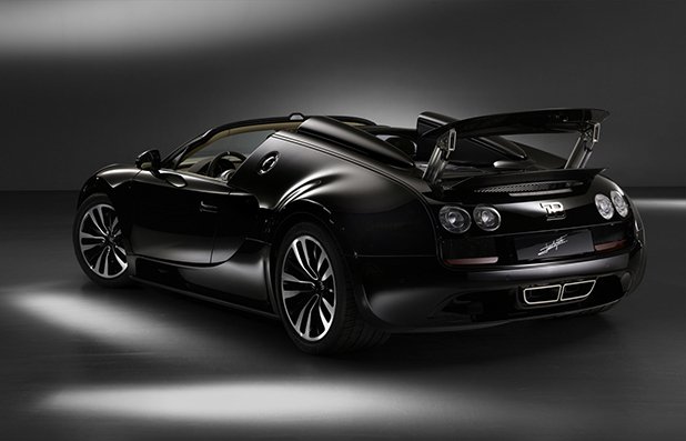 Компанията ще произведе общо три коли от версията Jean Bugatti