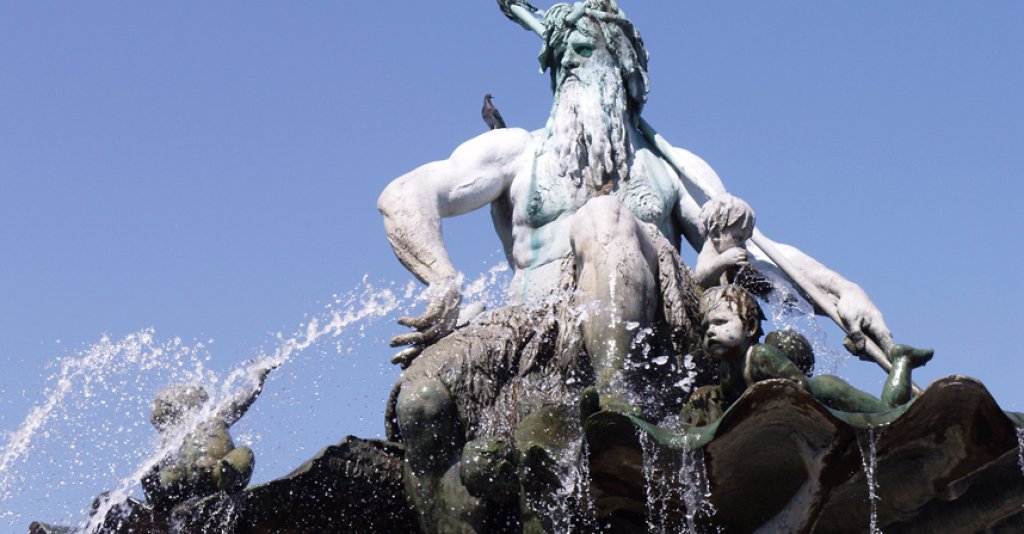 Neptune Fountain, Берлин