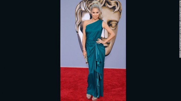 2011 - Ана запазва бляскавото си излъчване през годините