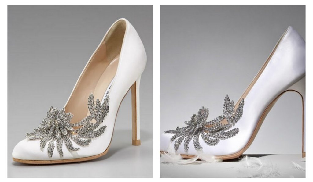 Отново имаме прекрасните творения на Manolo Blahnik, но този път лентата е „Здрач“, а този модел обувки носи името Swan - от лебед, защото са направени от бяла коприна и разбира се, от името на персонажа на Кристен Стюарт - Бела Суон.