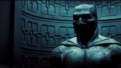 Бен Афлек може да бъде рекламното лице на Батман в следващите 10 години, ако приеме златната оферта на Warner Bros 