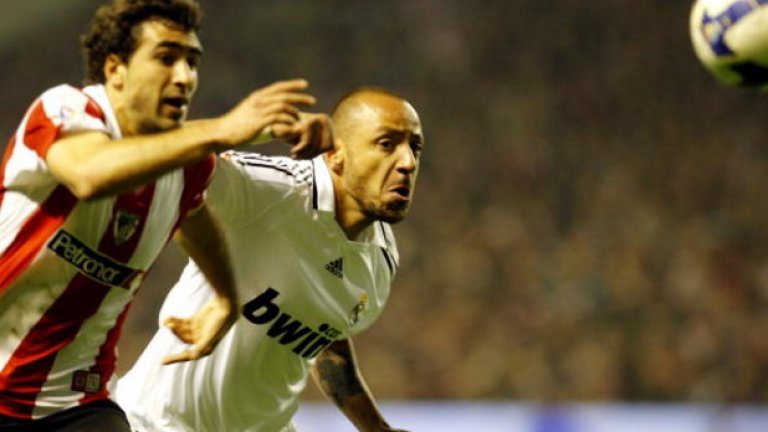 Жулиен Фобер. Никой не проумя напълно защо през януари 2009 г. Реал взе под наем французина от Уест Хем. Самият той също бе крайно изненадан. "Помислих, че ми спретват някакъв номер", признава Фобер. Той просто си загуби времето на "Бернабеу" и записа два двубоя, преди да бъде върнат на Острова. А кариерата му угасна безславно във втора френска дивизия с екипа на Бордо.