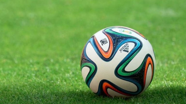 11.	Поне веднъж ФИФА успя да представи читава топка
Нито твърде кръгла, нито твърде лека, Бразука се оказа, че е почти идеална. Дори ти казва, когато е пресякла гол-линията.